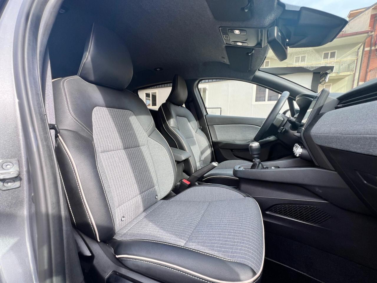 Renault Clio TCe 90 CV 5 porte Techno
