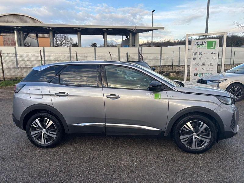 Peugeot 3008 Hybrid4 300 e-EAT8 Allure Pack vettura a noleggio per info benedetta