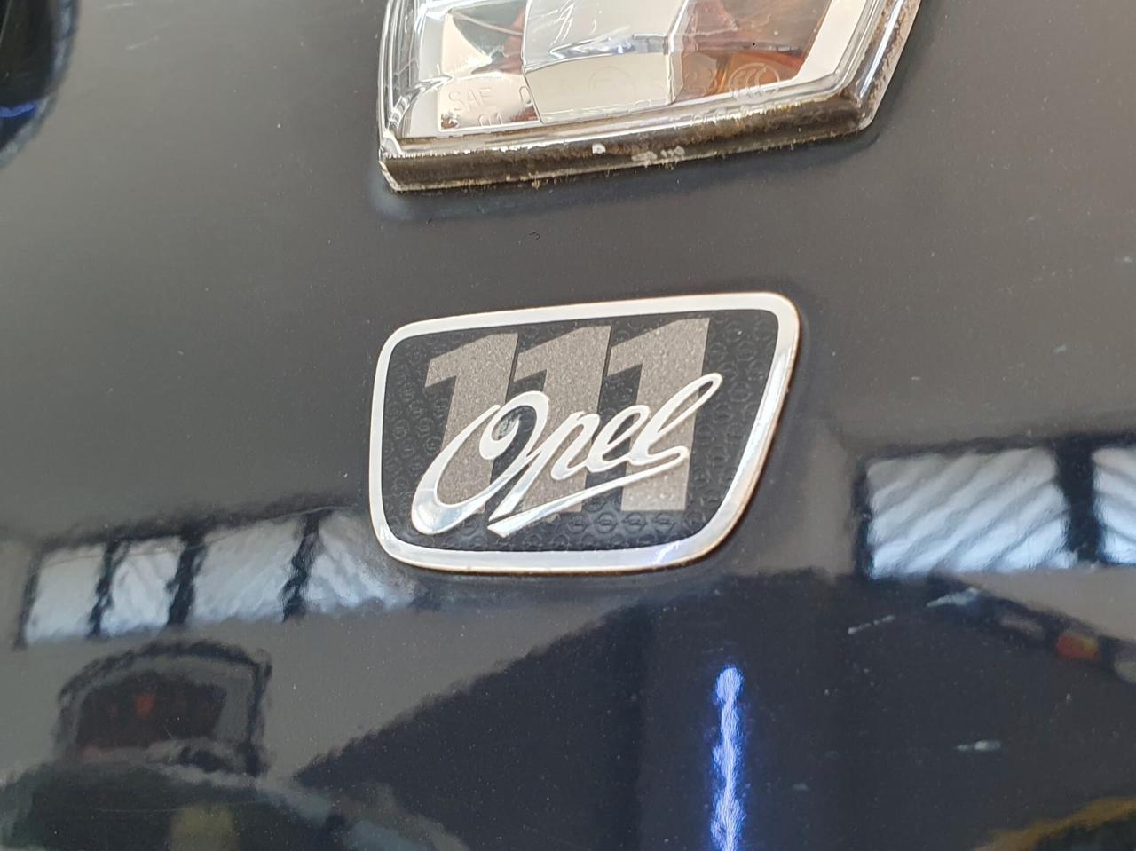 Opel Corsa 1.3 CDTI 75CV b-color 2011