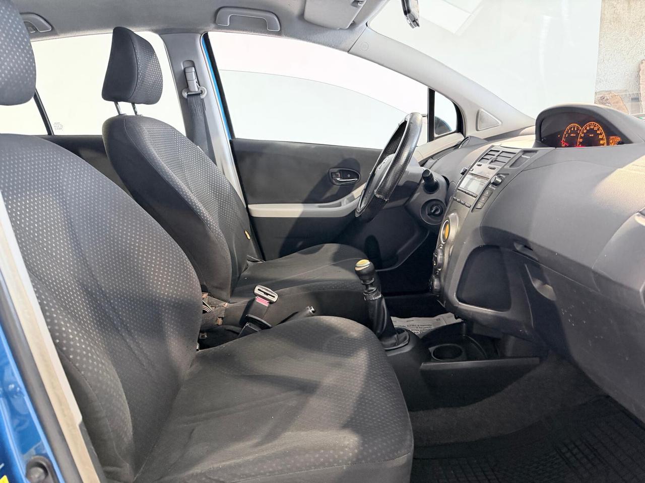 TOYOTA YARIS 2011 1.4 D-4D 5 porte 6 MARCE