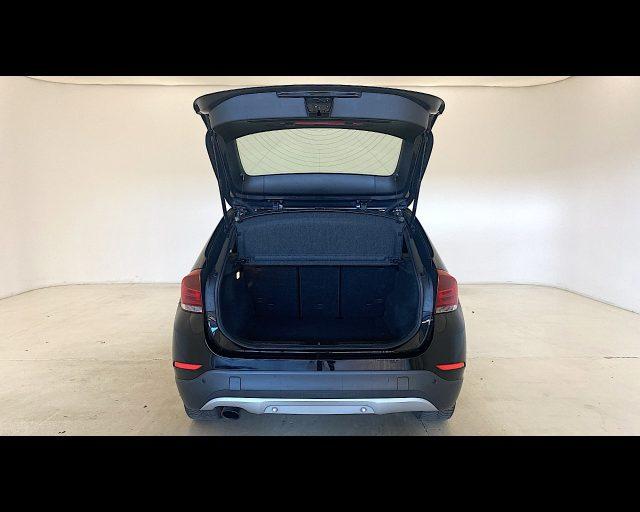 BMW X1 sdrive18d my12