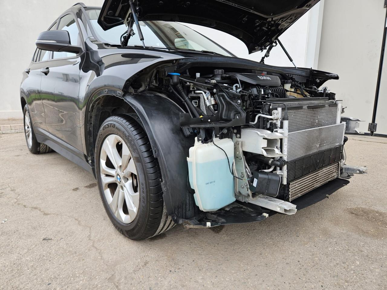 BMW X1 xdrive25e Business Advantage START - INCIDENTATA