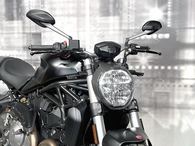 Ducati Monster 821 Dark Stealth