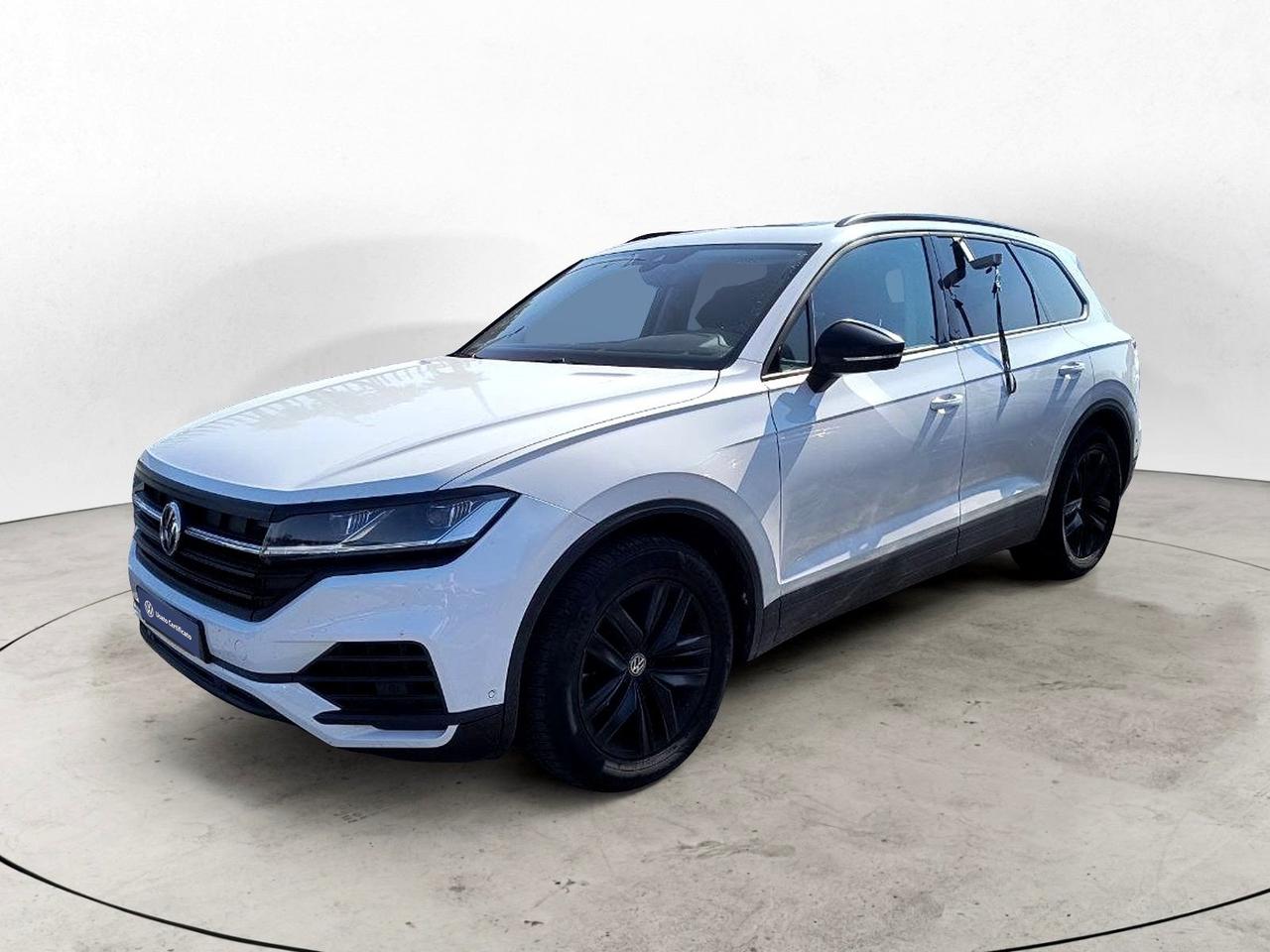 VOLKSWAGEN Touareg III 2018 - Touareg 3.0 V6 tdi Black Style 231cv tipt