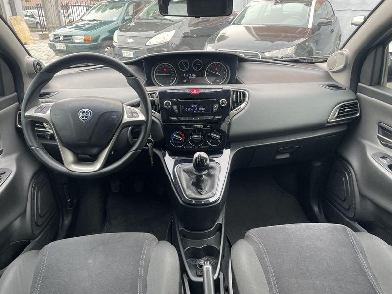 Lancia Ypsilon Ypsilon 1.2 8v Gold s&s 69cv E6