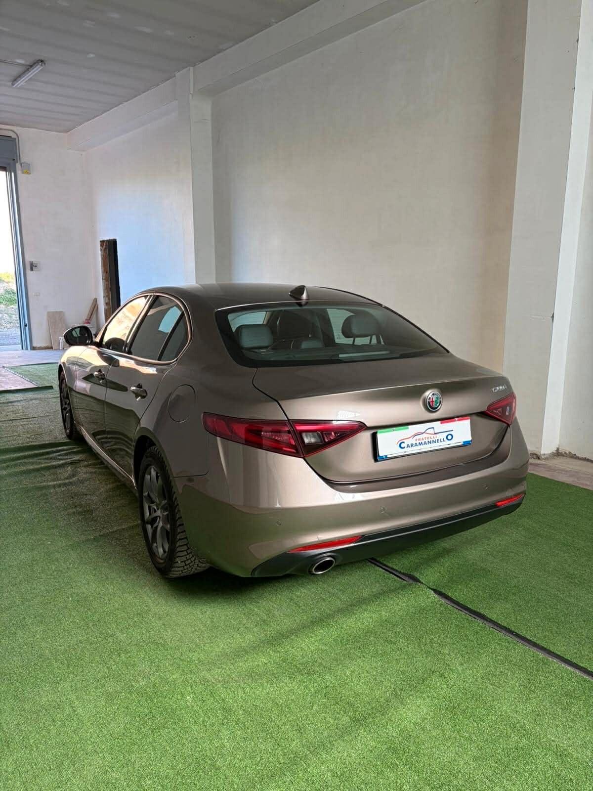Alfa Romeo Giulia 2.2 Turbodiesel 160 CV Super