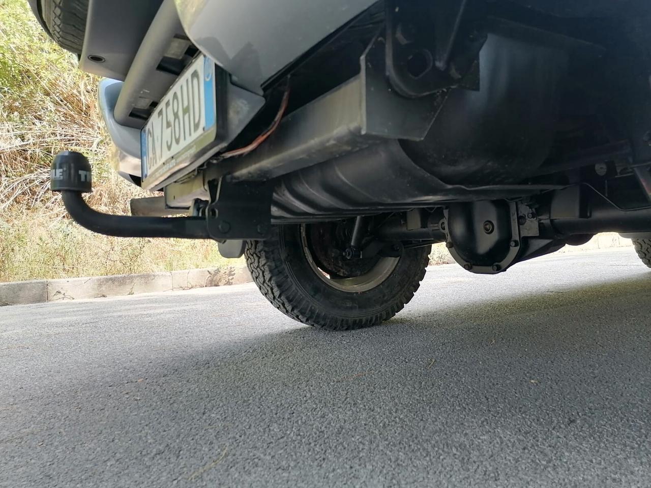 Nissan Terrano II - 3 porte - Gancio Traino