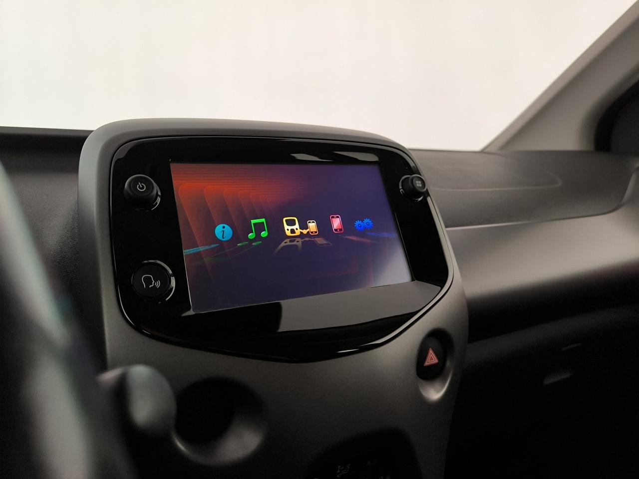 Toyota Aygo 5p 1.0 x-play 72cv