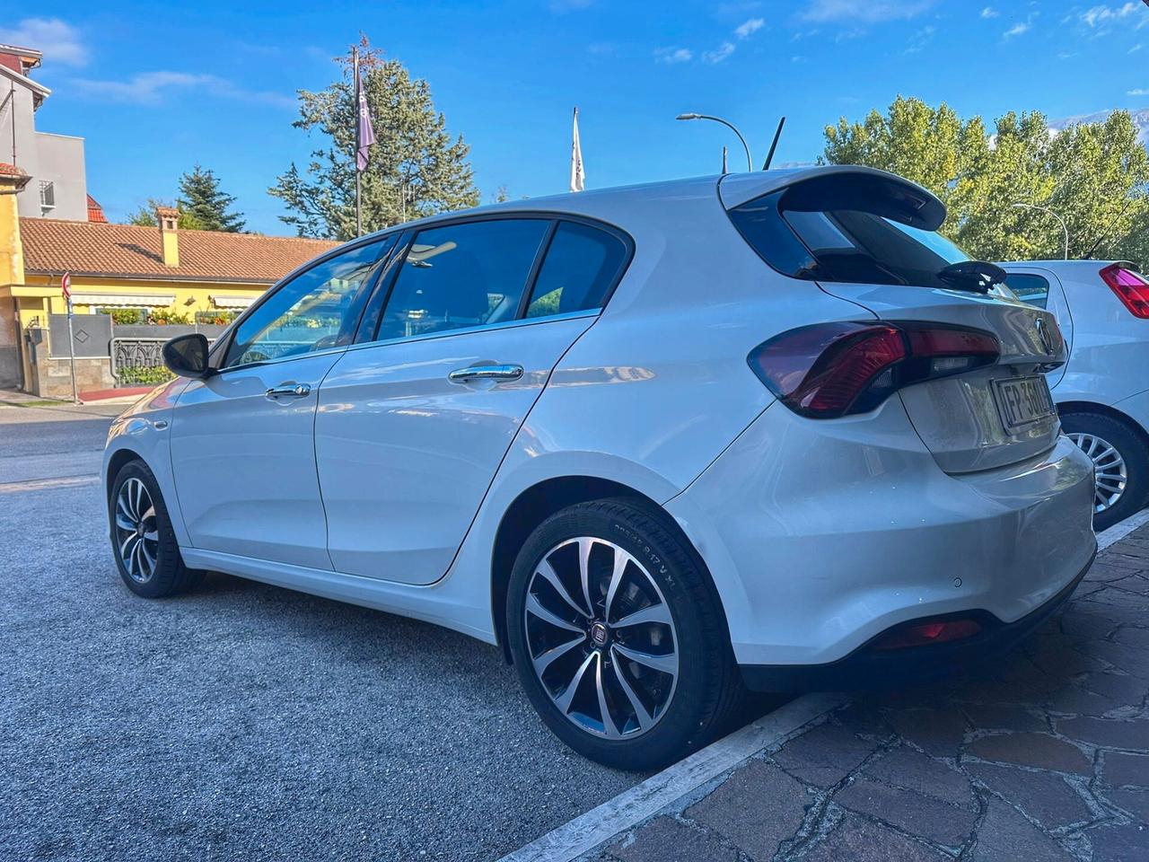 Fiat Tipo 1.4 T-Jet 120 CV 5 porte Lounge