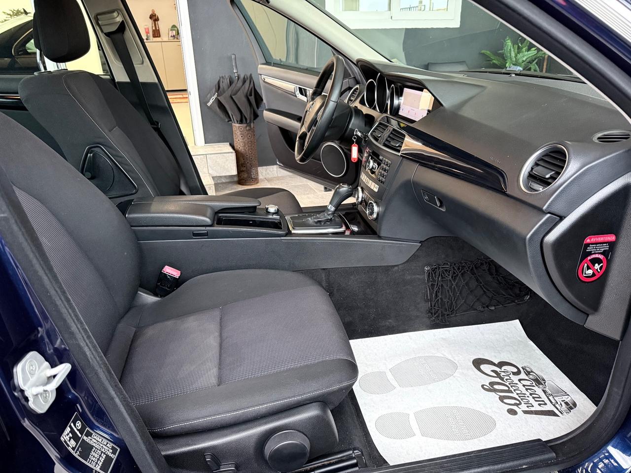 Mercedes-benz C 220 CDI BlueEFFICIENCY Avantgarde