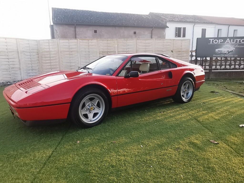 Ferrari 328 GTB (solo 1340 esemplari prodotti)