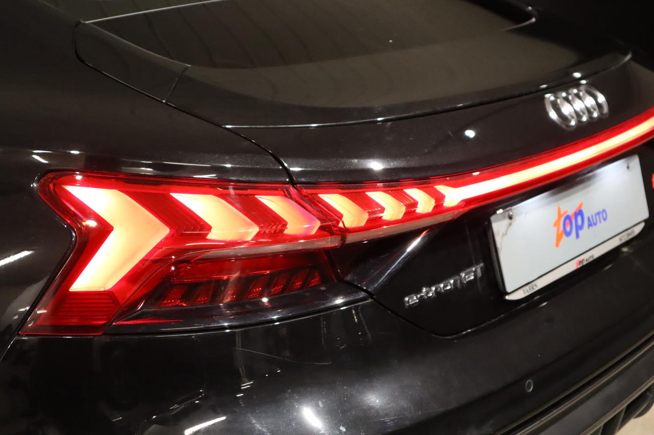 Audi E-tron GT QUATTRO 476CV 20" CAMERA PANORAMA LED