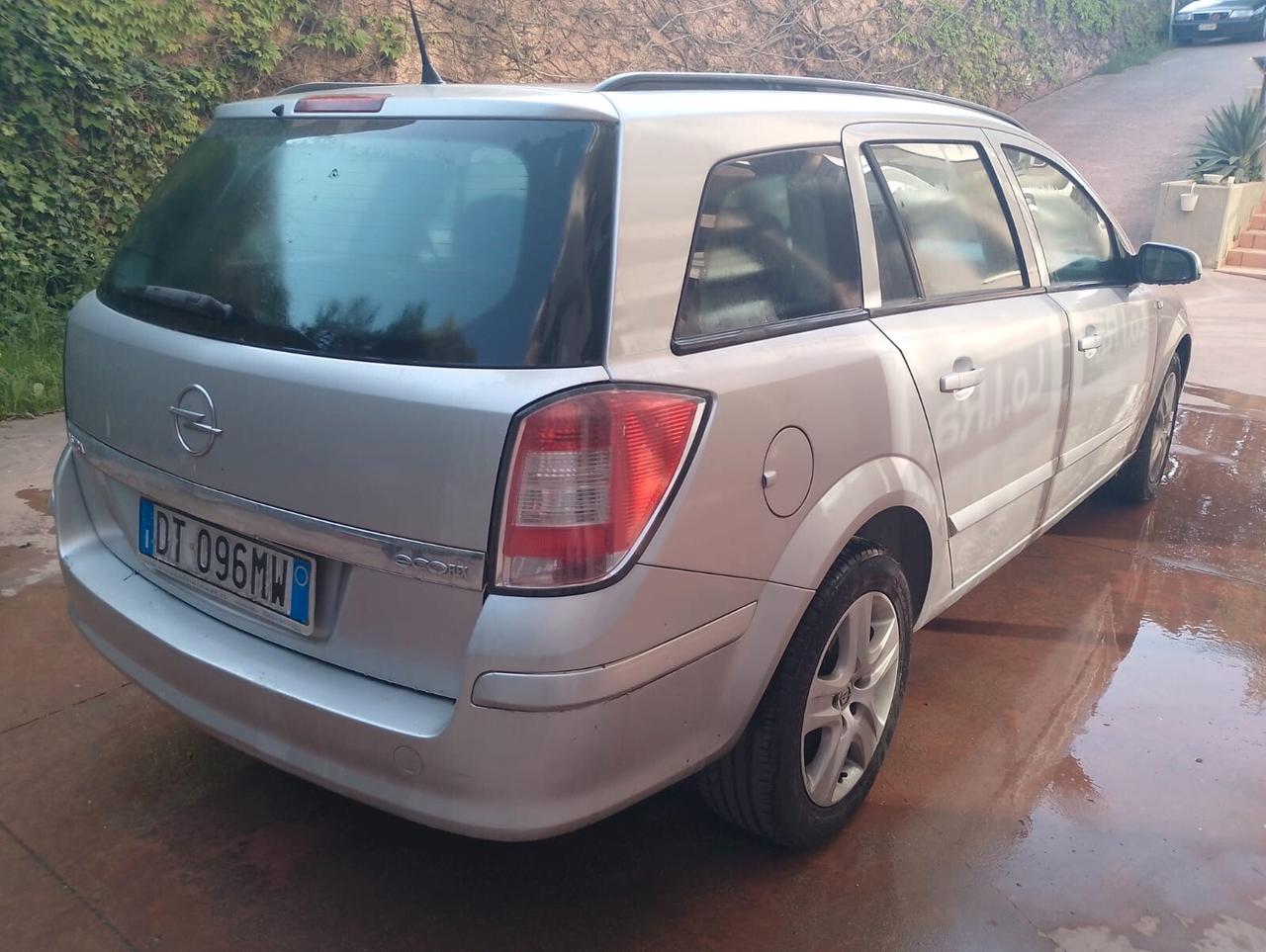 Opel Astra 1.7 CDTI - 2009