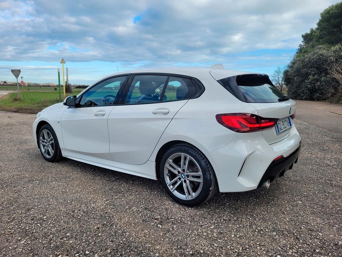 Bmw 116 i 5p. Msport Exterior