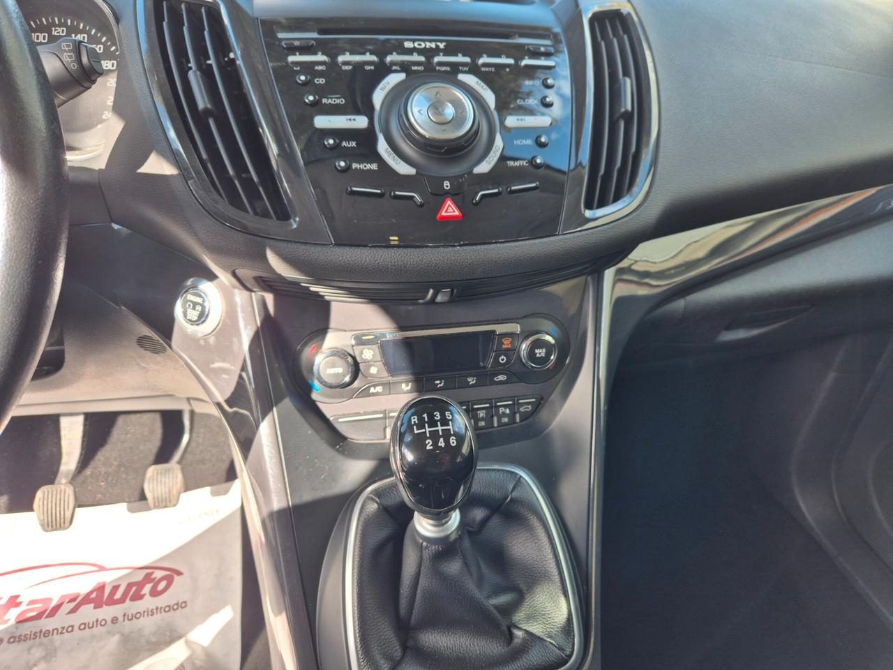 Ford Kuga 2.0 TDCI 140 CV 4WD Titanium