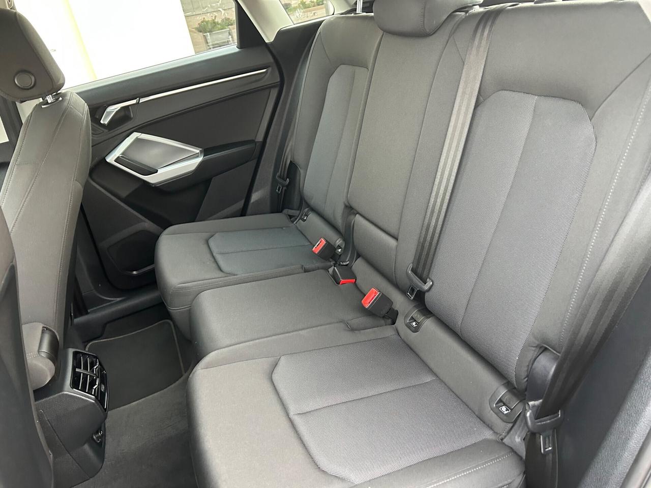 Audi Q3 35 TDI S tronic S line edition