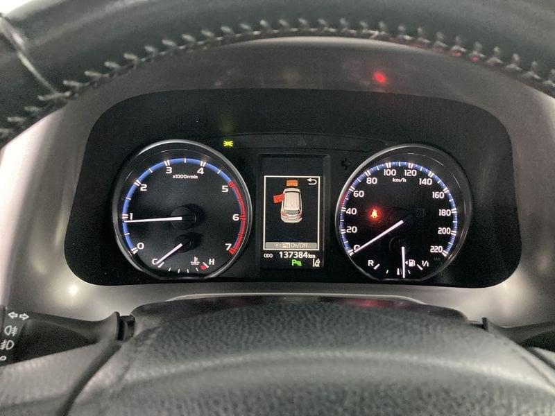 Toyota RAV4 Rav4 2.0 d-4d Lounge 2wd mt my17