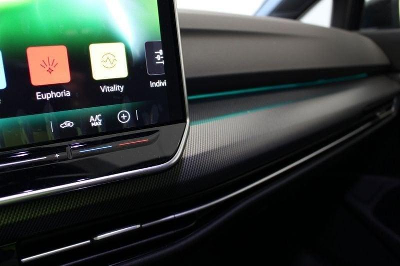 Volkswagen Golf 2.0 TDI 150 CV DSG SCR R-Line Plus