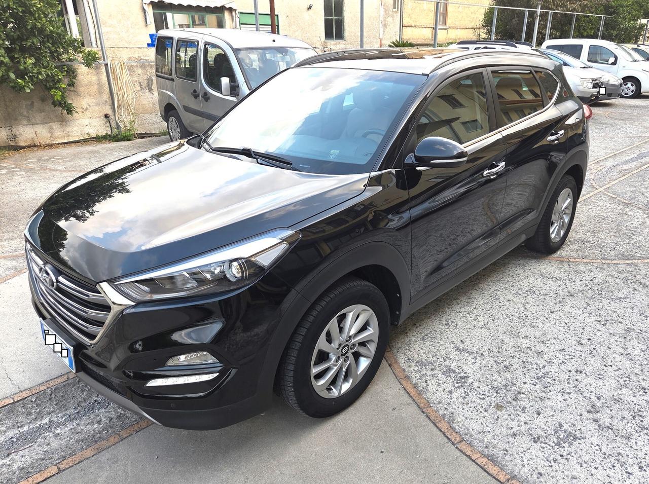 Hyundai Tucson 1.7 CRDi XPossible FULL GARANZIA