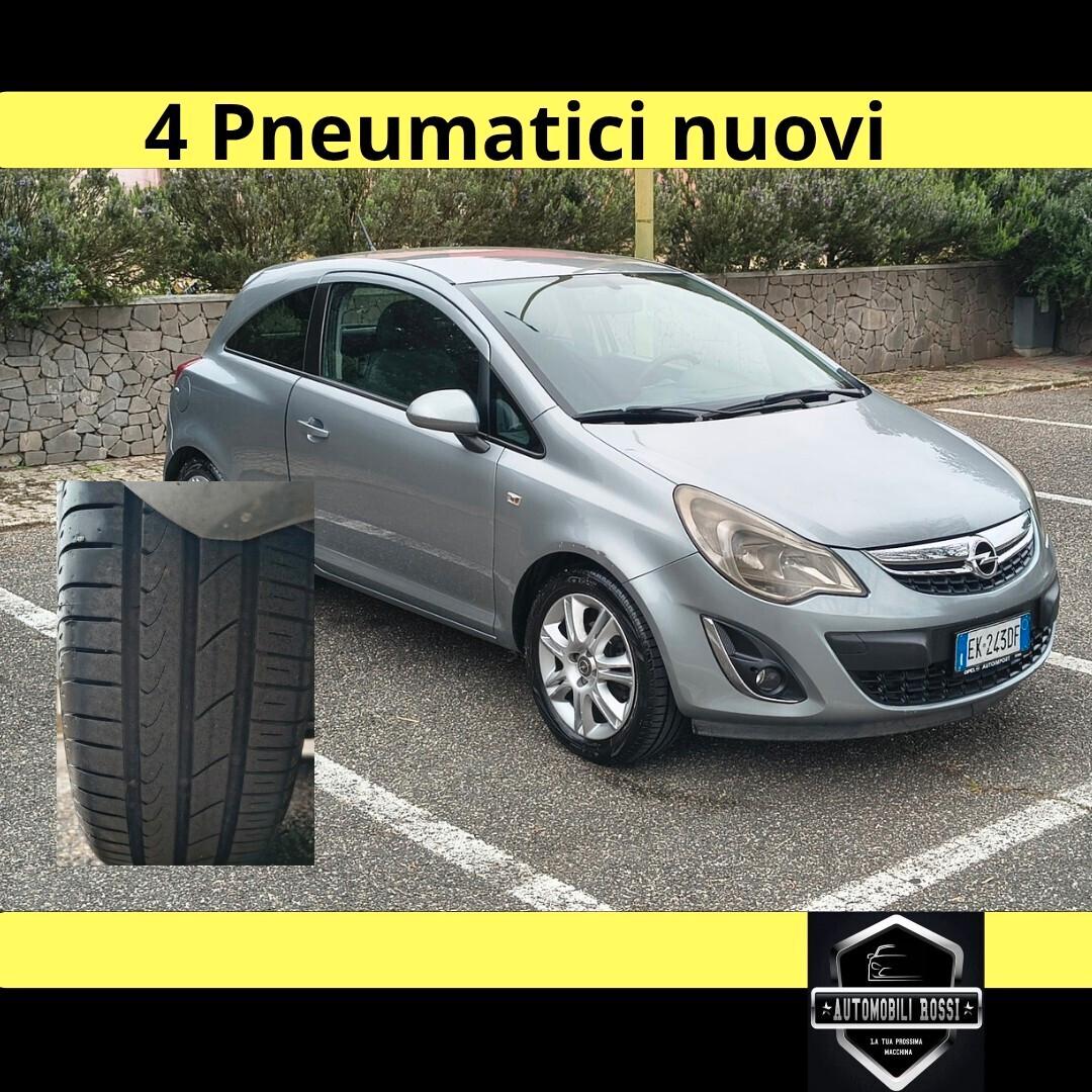 Opel Corsa 1.2 3 porte Club