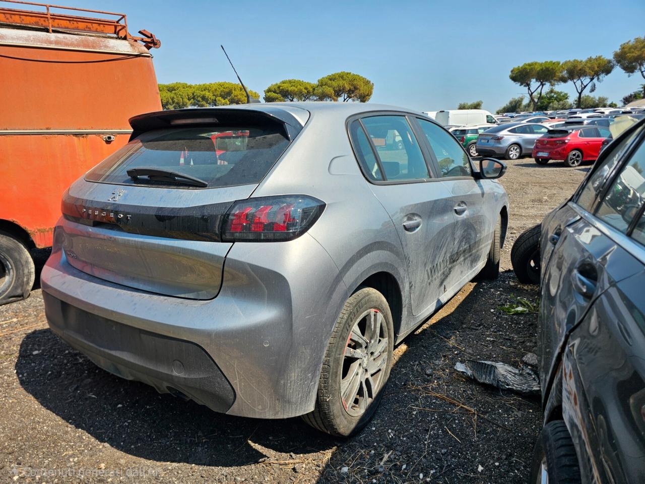 PROVENIENTE DA FURTO Peugeot 208 PureTech 75 Active