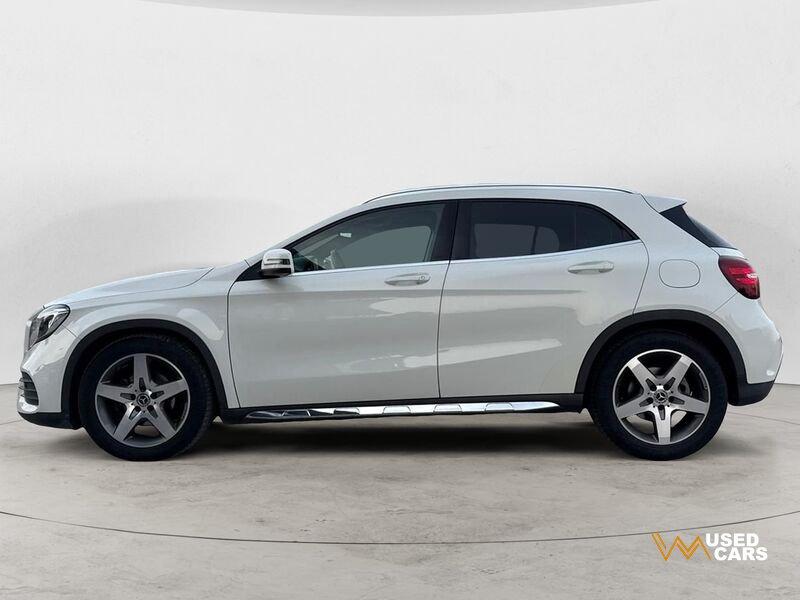 Mercedes-Benz GLA GLA 200 d Automatic Premium