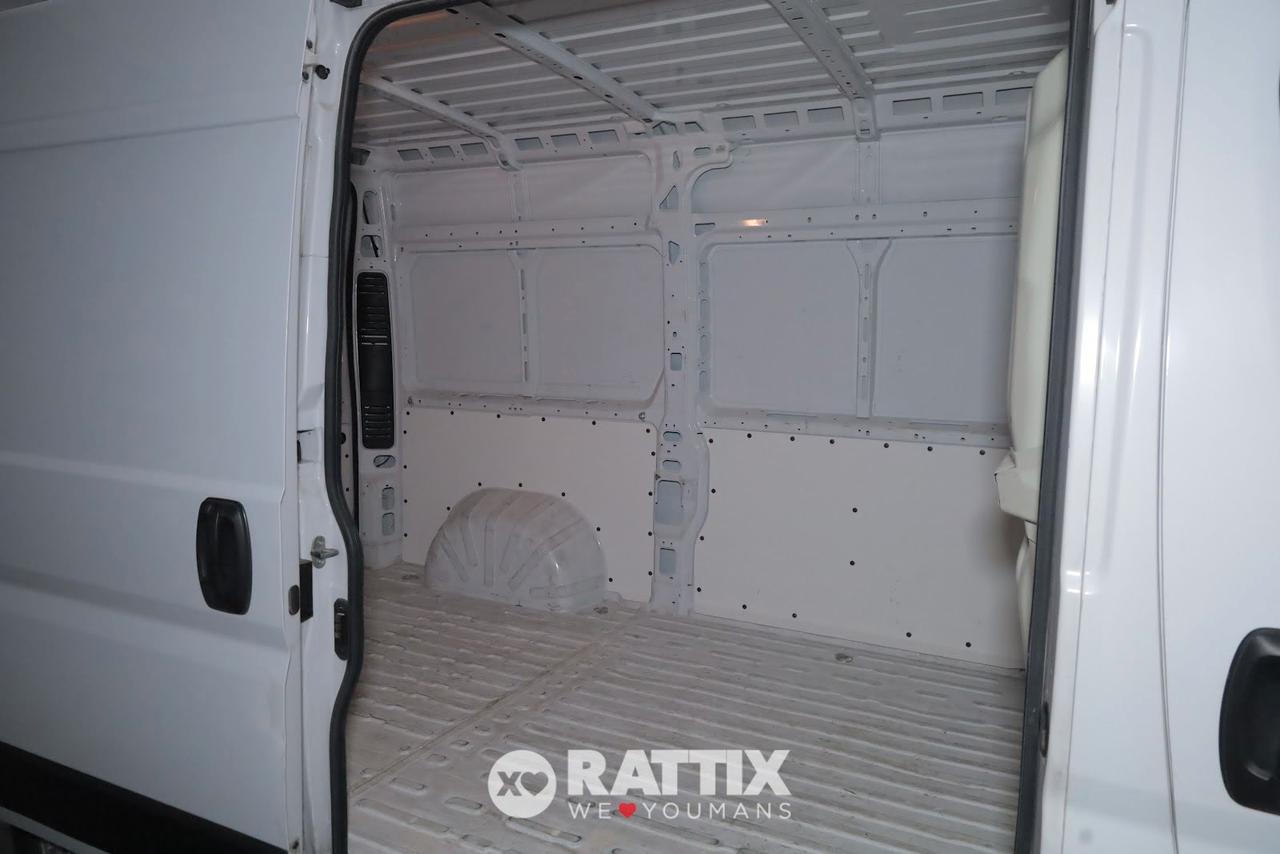Peugeot Boxer 330 2.2 BlueHDI 140CV L2H2 Autocarro (IVA ESCLUSA)