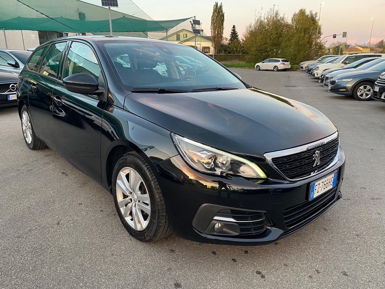 Peugeot 308 Sw 1.5 130 Cv EAT8 Navi Garantita