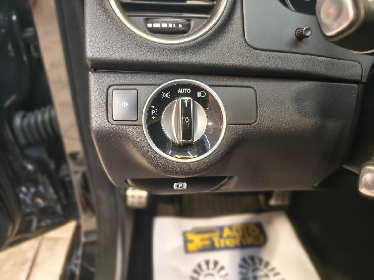 Mercedes-benz C 200 CDI Executive solo 110.000 km