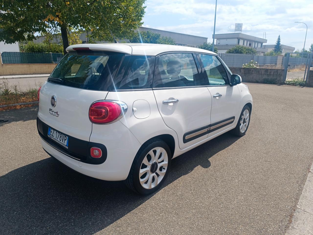Fiat 500L 1.4 benzina 2015 SOLAMENTE 120.000 KM