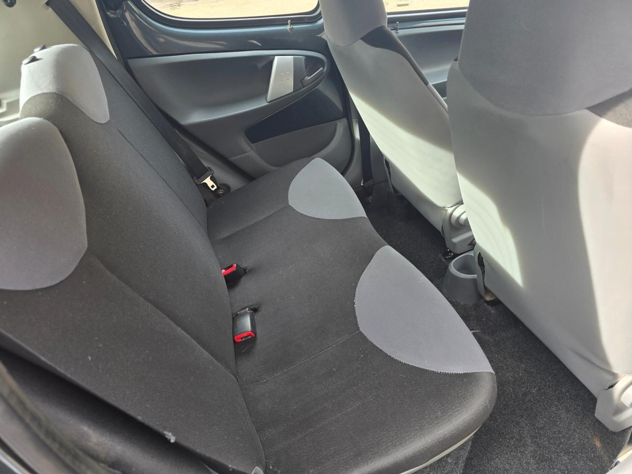 Peugeot 107 68CV - Sweet Years