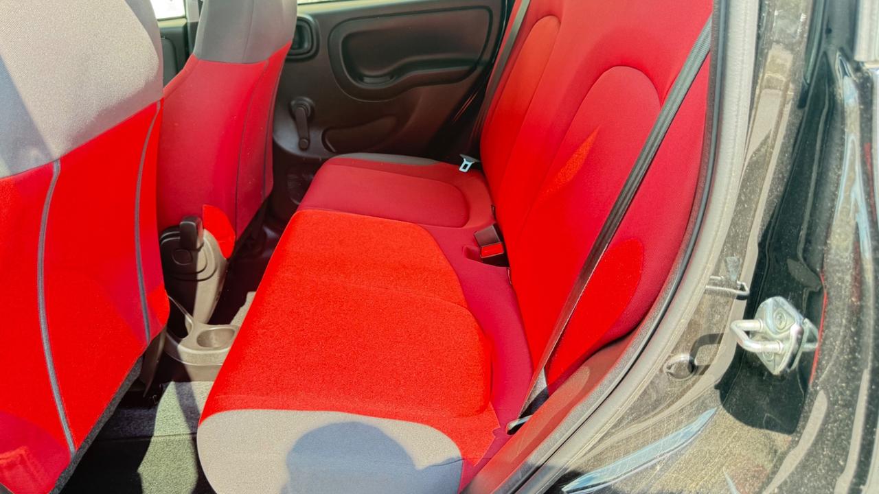 Fiat Panda 1.2 Lounge LED PDC PERFETTISSIMA PARI AL NUOVO