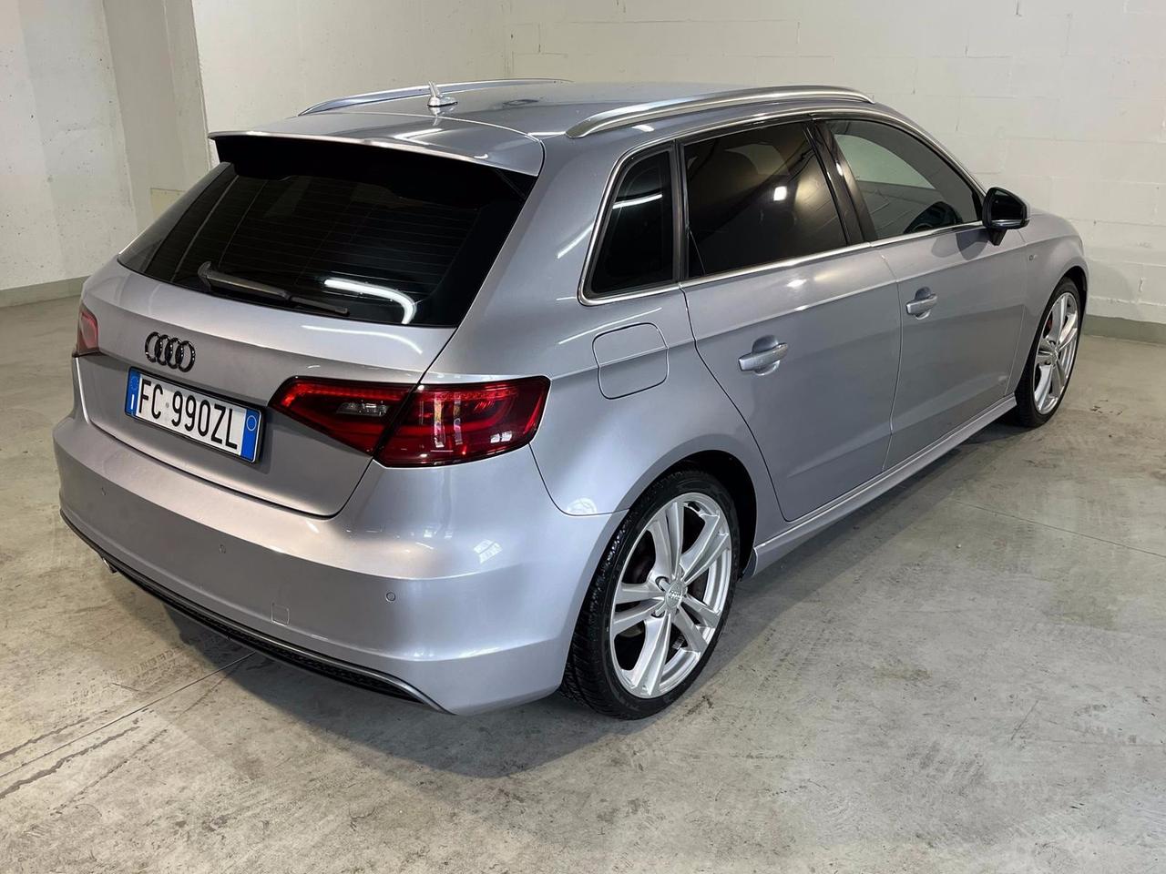 Audi A3 SPB 1.6 TDI clean diesel Attraction