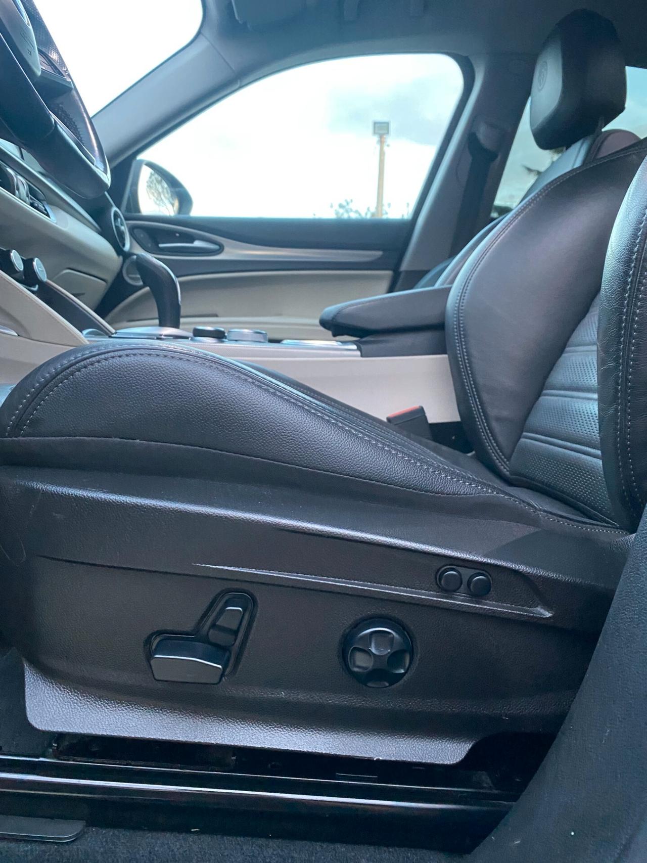 Alfa Romeo Stelvio 2.2 Turbodiesel 190 CV AT8 Q4 Sprint