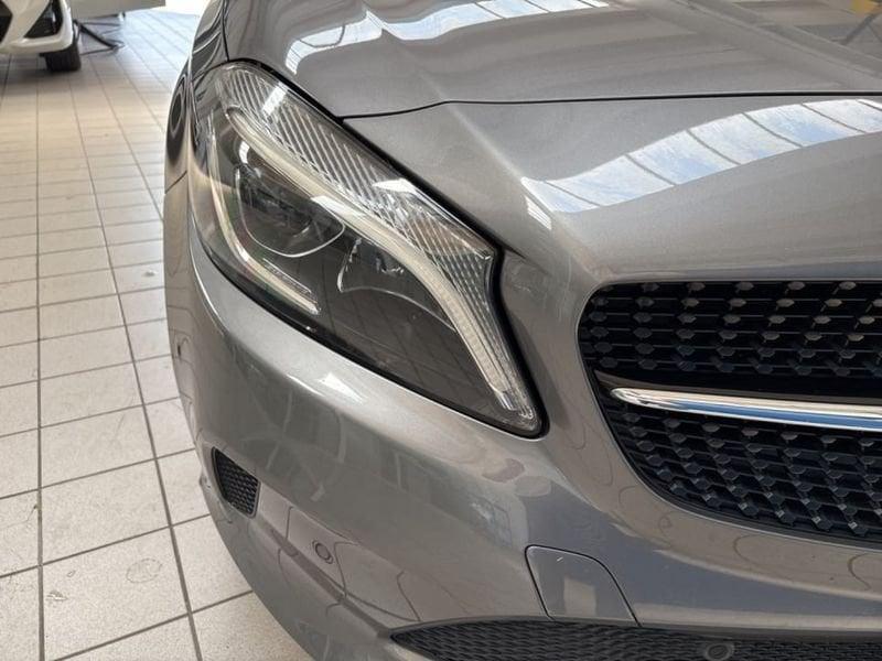 Mercedes-Benz Classe A A 180 D SPORT MY16