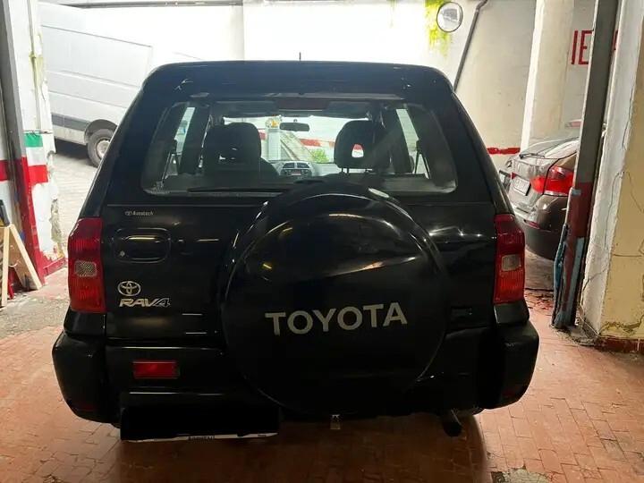 Toyota RAV 4 RAV4 2.0 16V cat 5 porte Sol