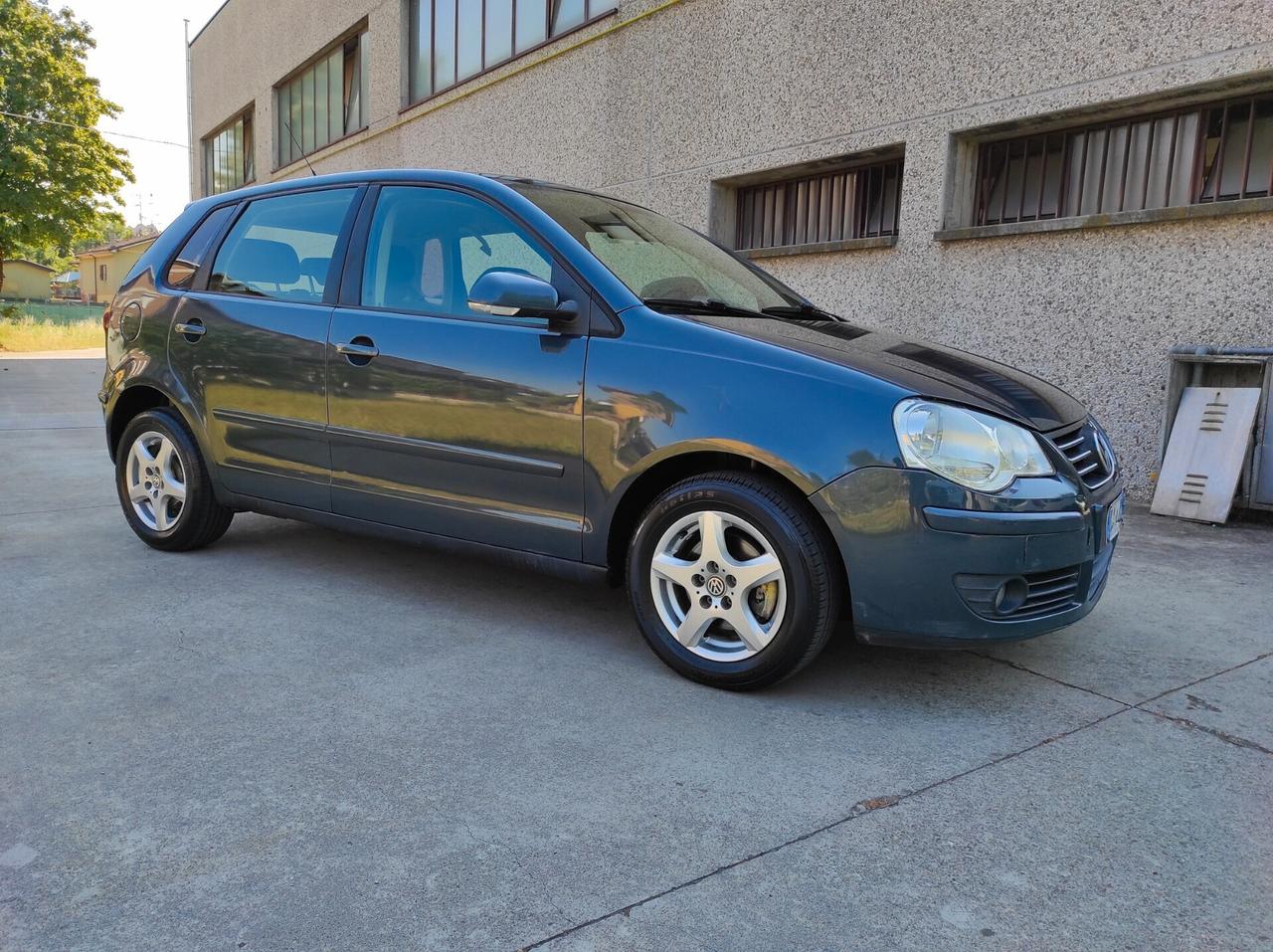 Volkswagen Polo 1.4/69CV TDI 5p. Sportiline