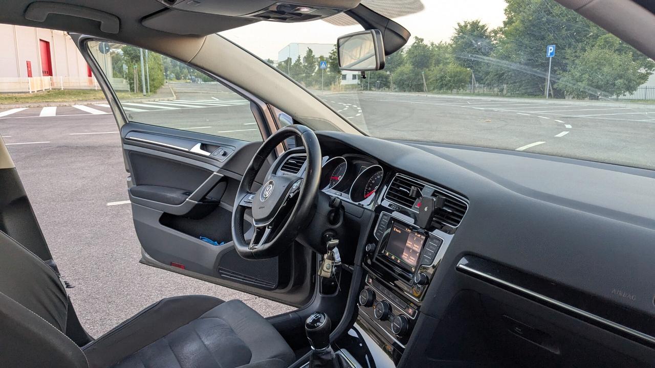 Volkswagen Golf 1.6 TDI 5p. Highline BlueMotion Technology