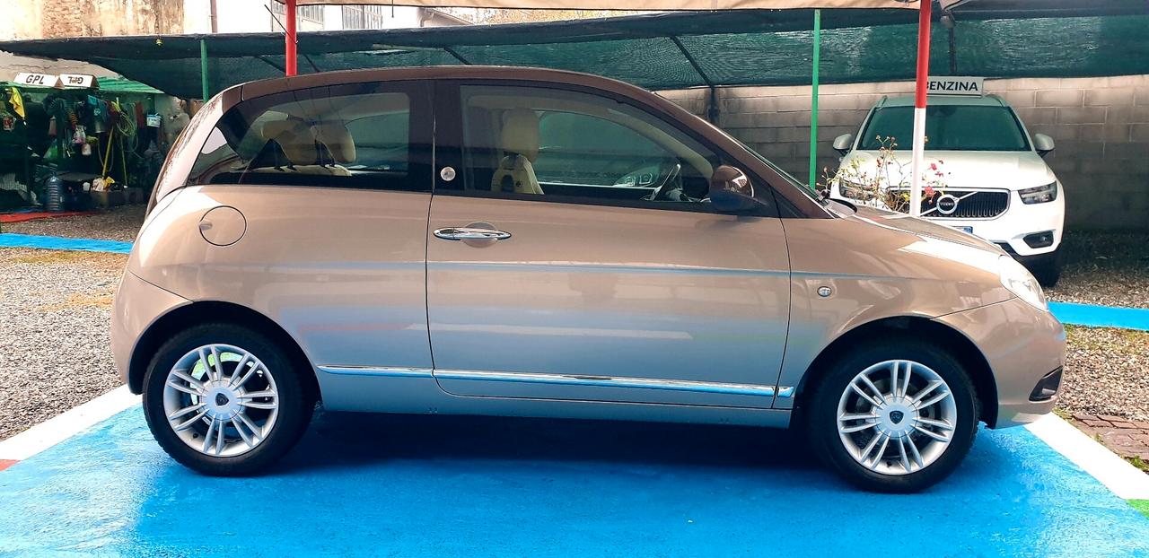 LANCIA YPSILON 1.4 BENZINA G.P.L DI CASA 67MILA KM