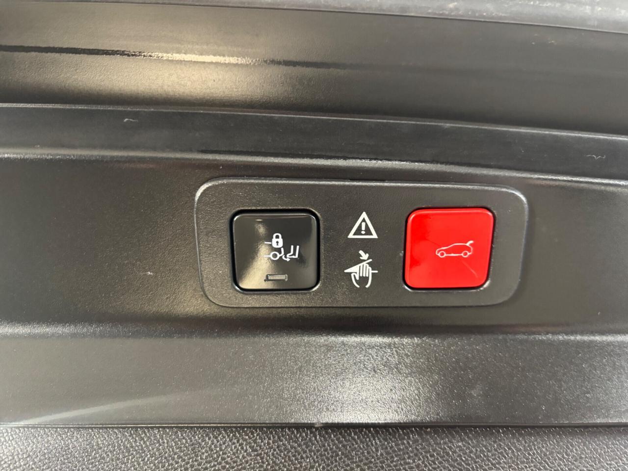 Peugeot 5008 1.6 AUTOMATIC GT Line 7 POSTI FULL OPTIONAL