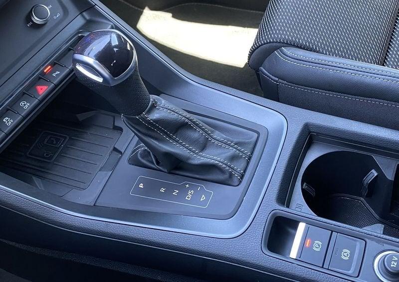 Audi Q3 SPB S Line interno ed esterno 2.0 TDI 150CV S-Tronic 35