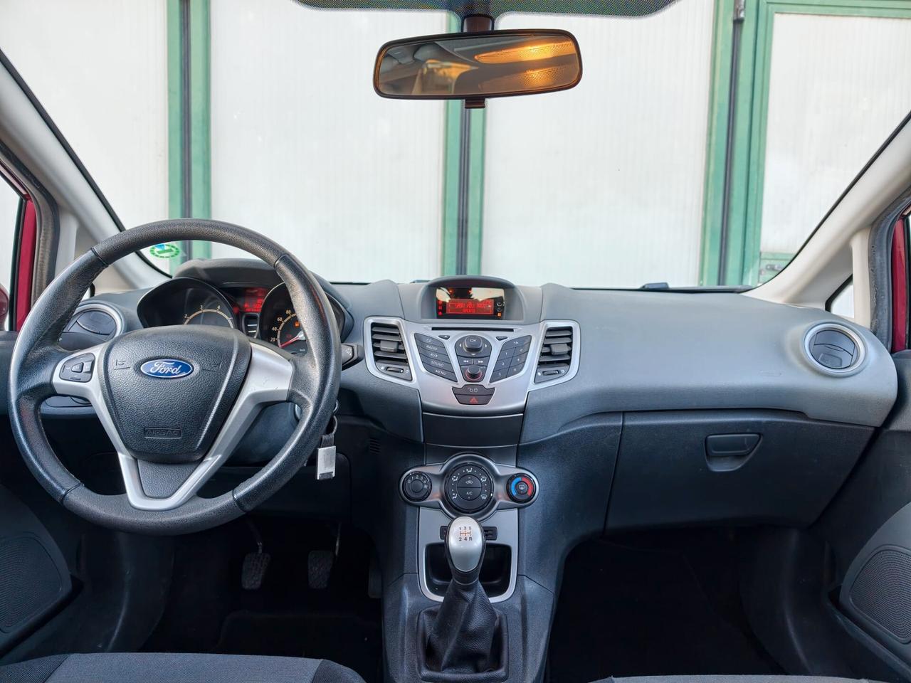 Ford Fiesta 1.2 BENZINA 5 PORTE NEOPATENTATI PARI AL NUOVO