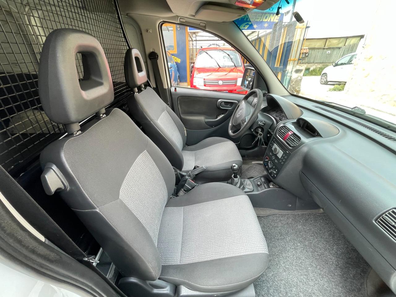 Opel Combo 1.7 CDTI 101CV 3p. Van