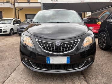 Lancia Ypsilon 1.0 FireFly