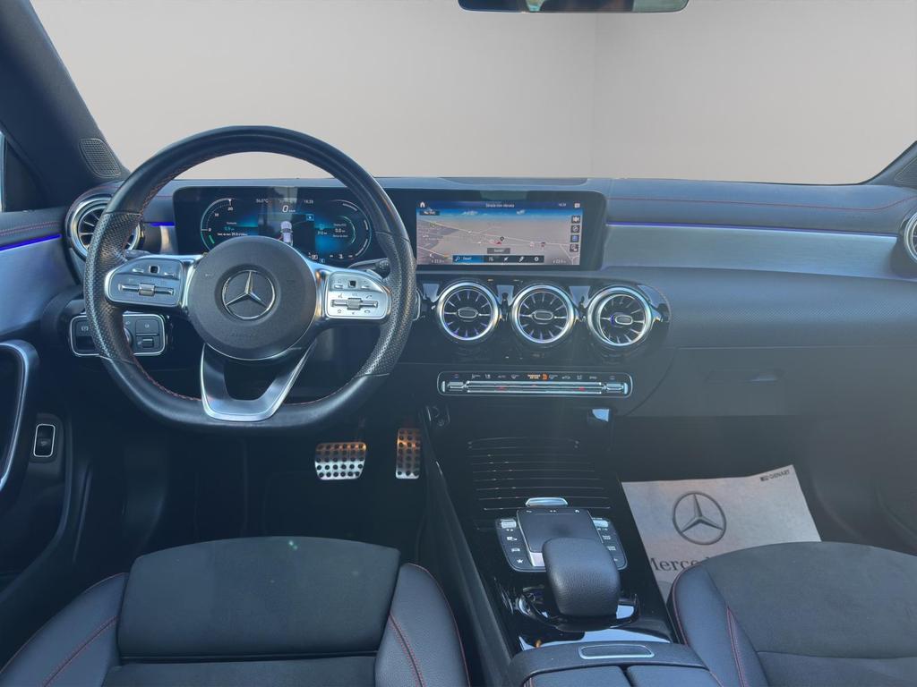 Mercedes CLA 200 d Premium auto