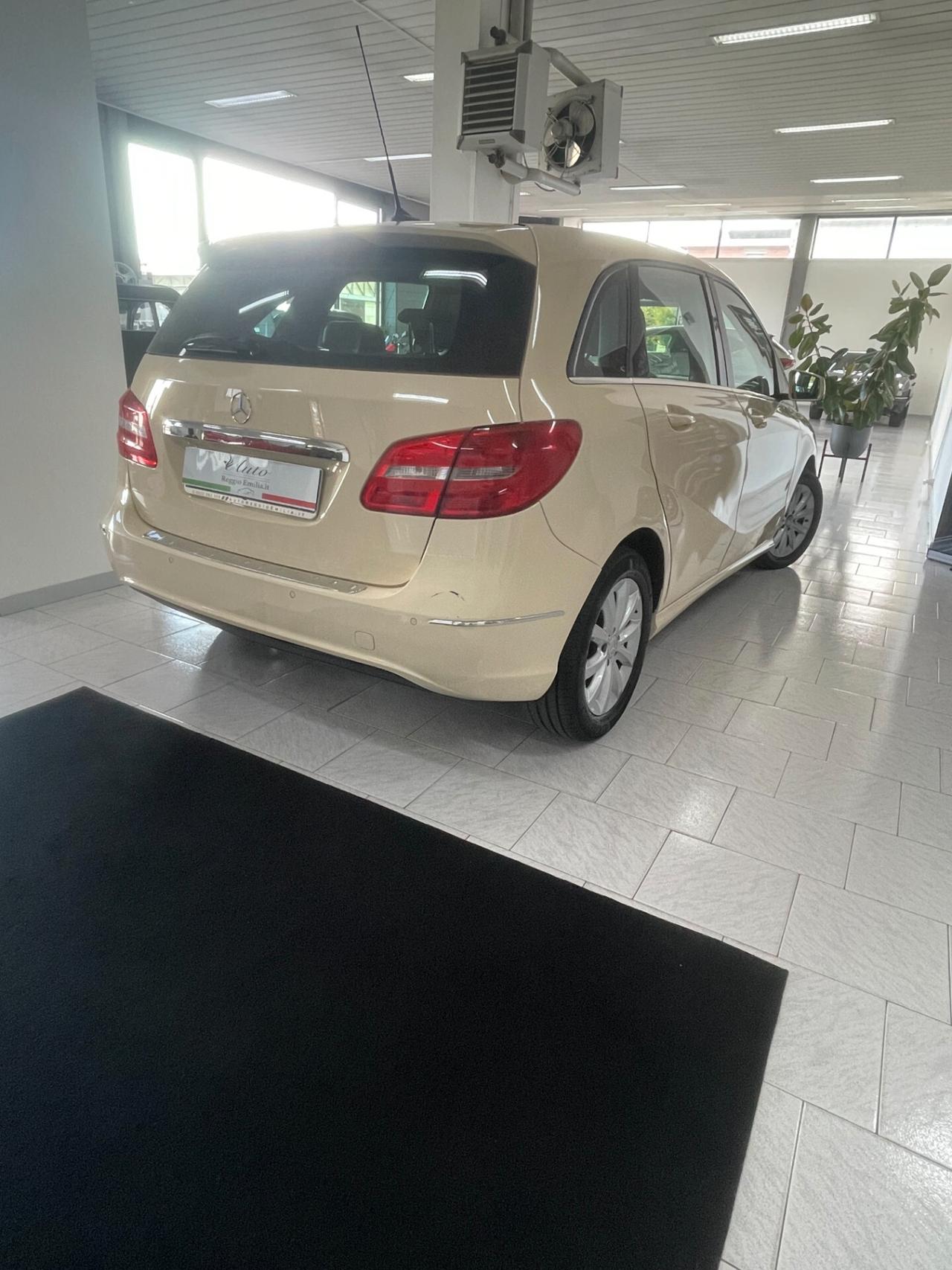 Mercedes-benz B 180 B 180 CDI Automatic Premium