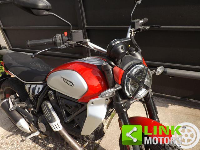 DUCATI Scrambler 800 ICON in ordine di meccanica e carrozzeria