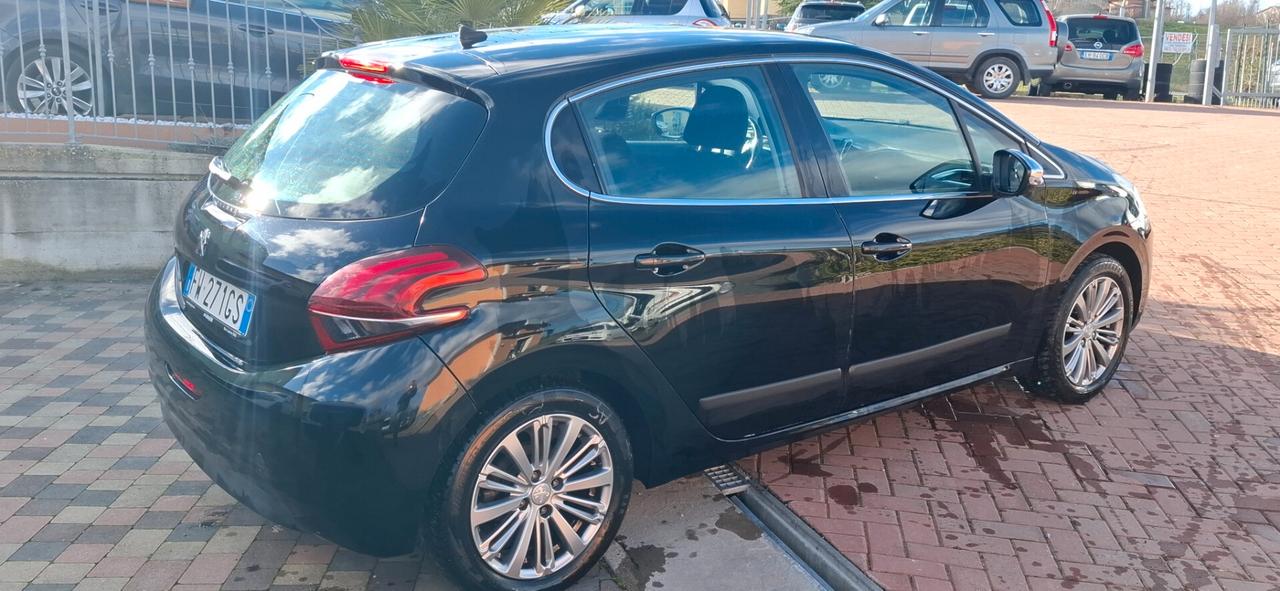 Peugeot 208 BlueHDi 100 S&S 5 porte Allure