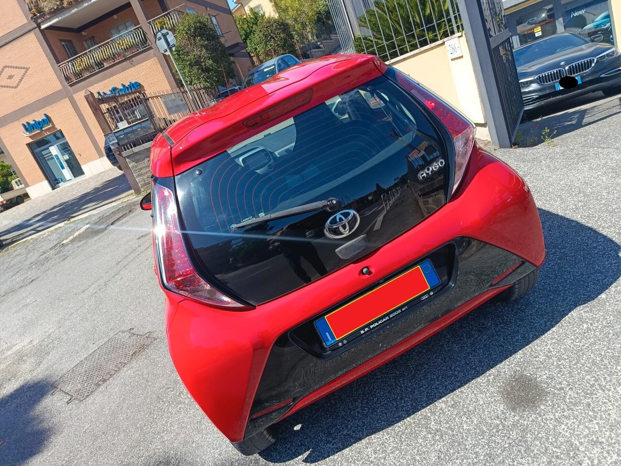 Toyota Aygo 1.0 VVT-i 69 CV 5 porte x-cite