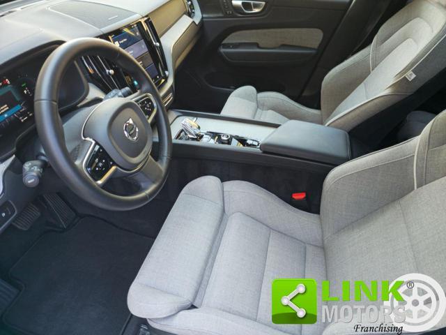 VOLVO XC60 T6 Recharge Plug-in Hybrid AWD Ultimate Dark